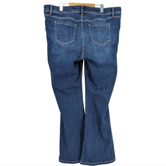 20 - Torrid | Luxe Slim Boot Jean - Super Stretch Medium Wash - Picture 4 of 6